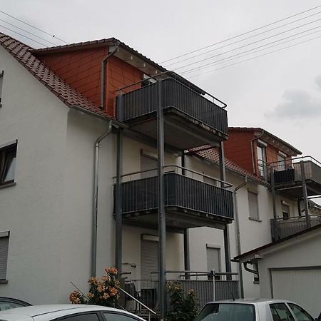 Outletcity Ferienwohnung Apartment 2 Метцинген Экстерьер фото
