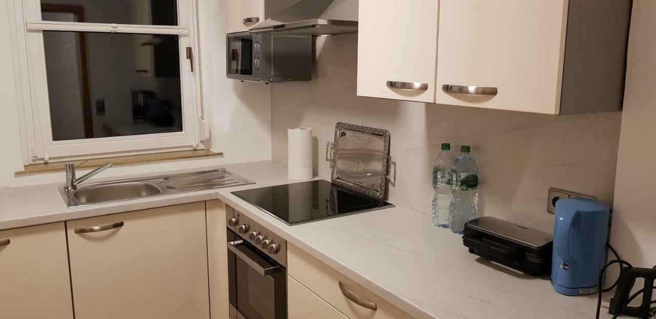 Outletcity Ferienwohnung Apartment 2 Метцинген Экстерьер фото