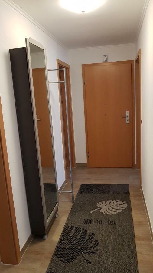 Outletcity Ferienwohnung Apartment 2 Метцинген Экстерьер фото